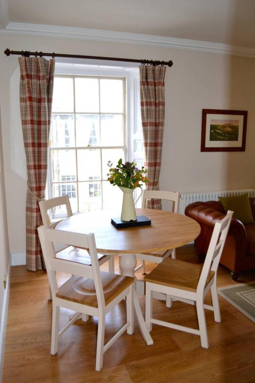 Joivy Stylish Apt In Trendy New Town Location EDI Buitenkant foto