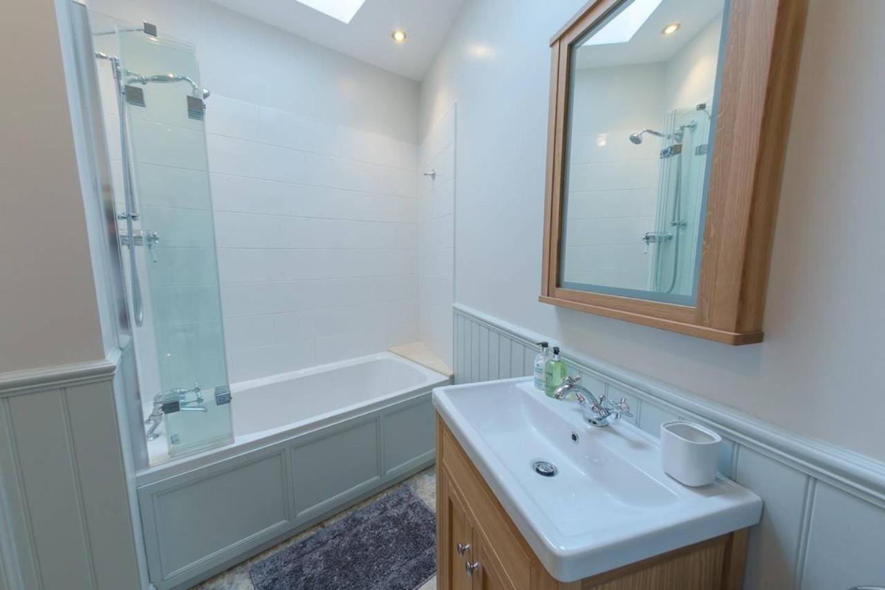 Joivy Stylish Apt In Trendy New Town Location EDI Buitenkant foto
